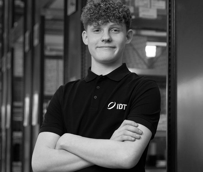 Luca // 2. Lehrjahr IDT Industrie und Dichtungstechnik GmbH